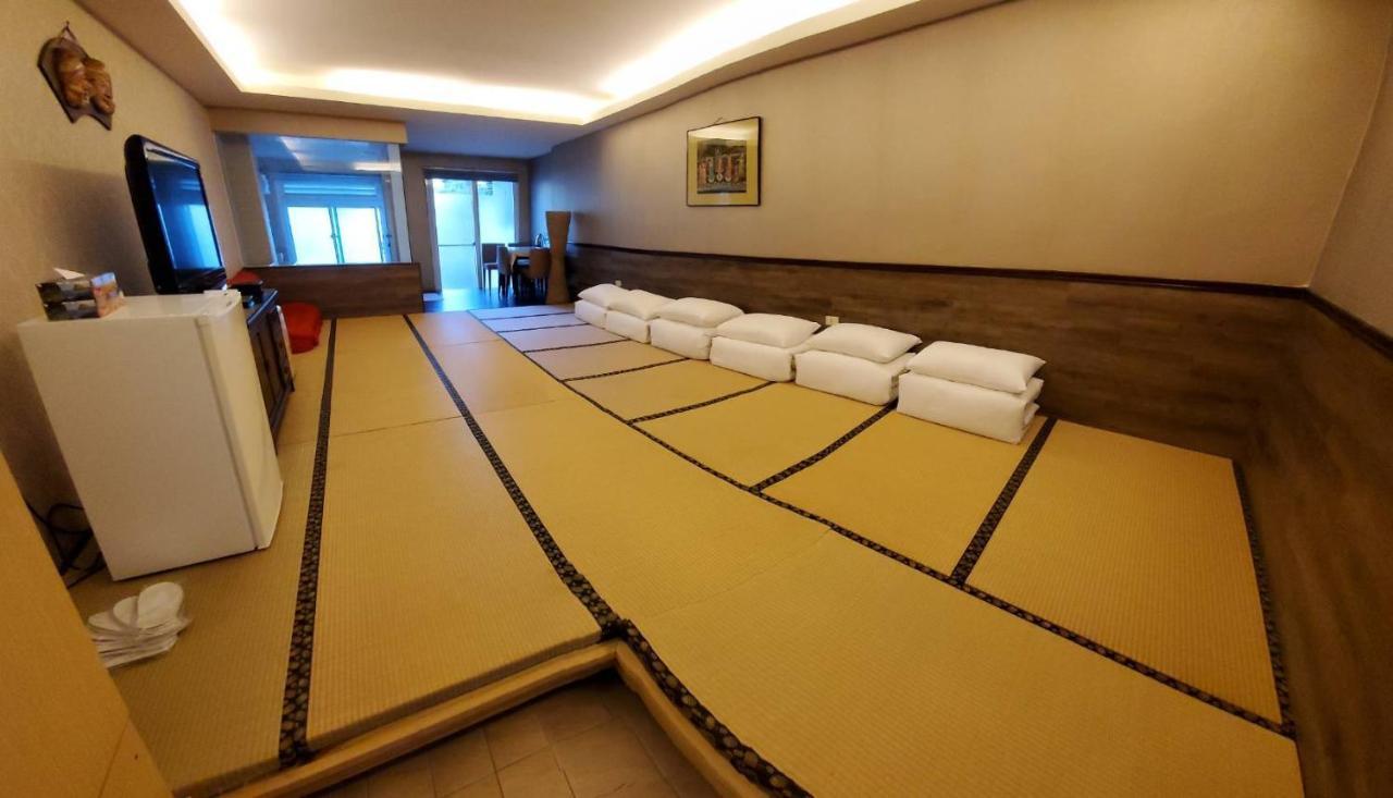 Hotspring World Wulai Hotell Exteriör bild